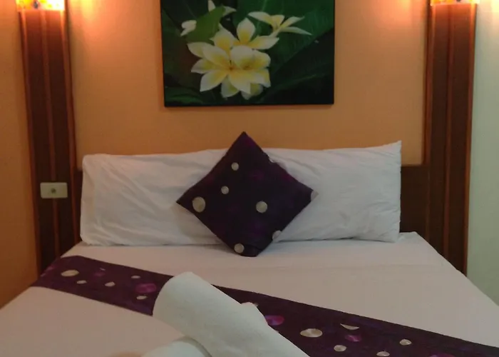 Отель Casa Narinya @ Suvarnabhumi Airport 3*