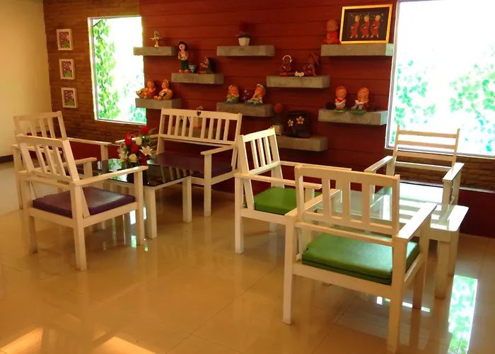 Отель Casa Narinya @ Suvarnabhumi Airport 3*